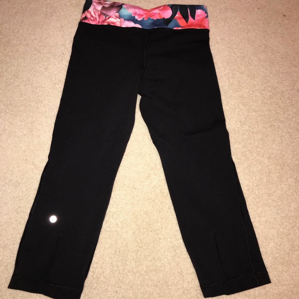 Lululemon cropped leggings